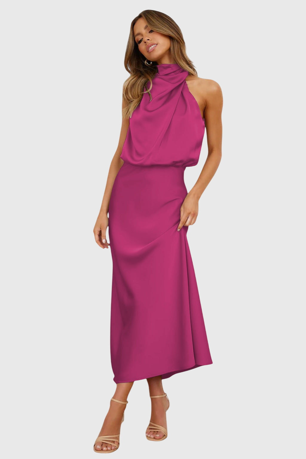 Ava | Glamourøs Satin Halterkjole