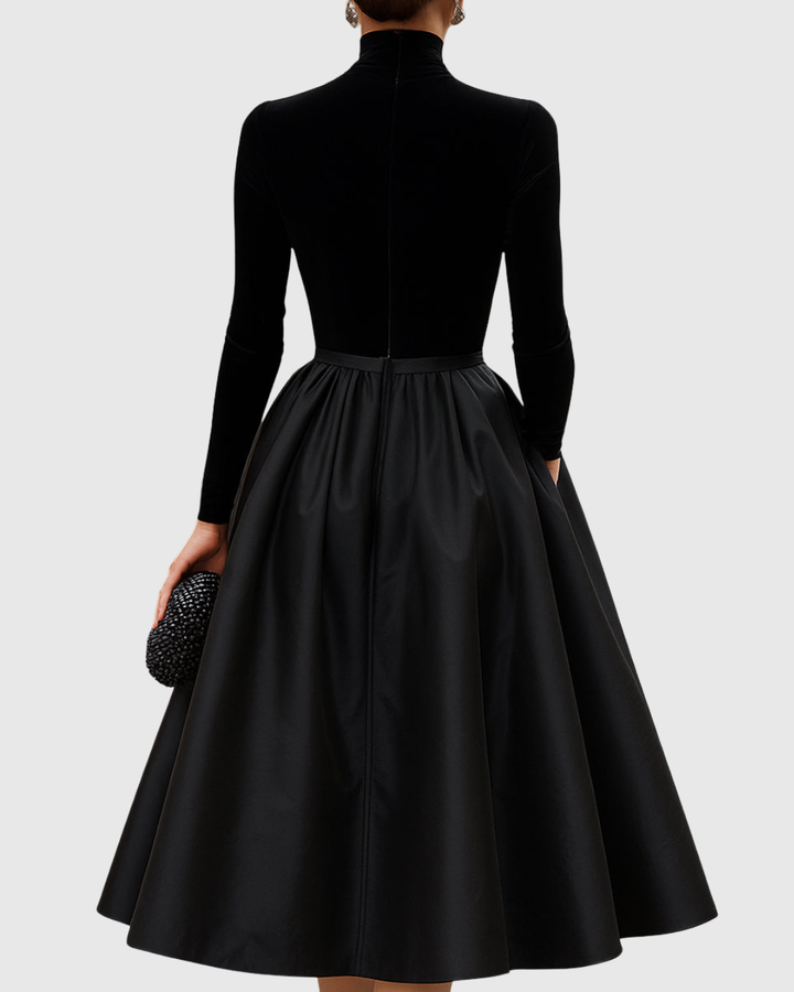 Aradia | Elegant Sort Velvet Og Satin Midi Kjole