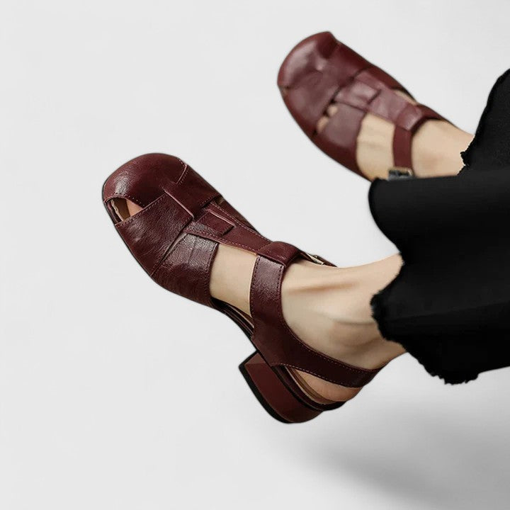 Aivorah | Ortodontiske Sandaler