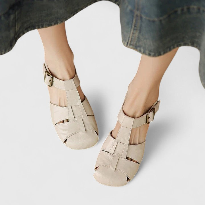Aivorah | Ortodontiske Sandaler